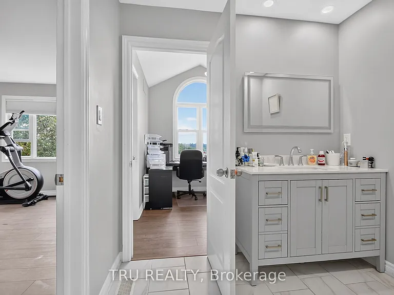 2376 Kinburn Side Rd — Photo 27