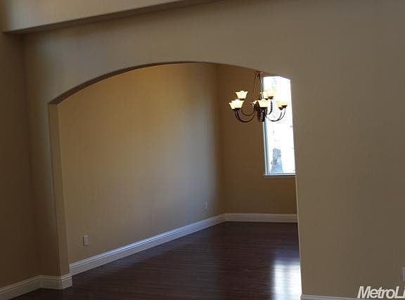 4th image of 2300 Wise Oak Ln