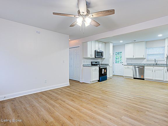 5th image of 9901 Lana Dr