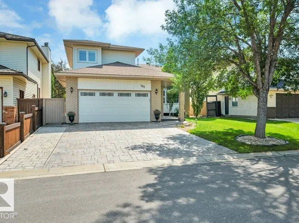 568 Buchanan Rd NW, Edmonton, AB T6R 2B7