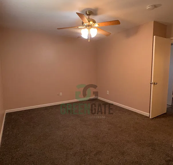 2305 Rose Ave — Photo 22