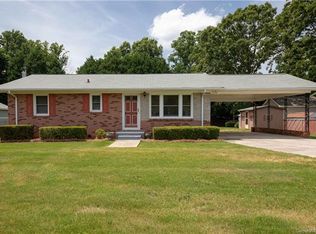 281 Twin Lakes Rd, Rock Hill, SC 29732