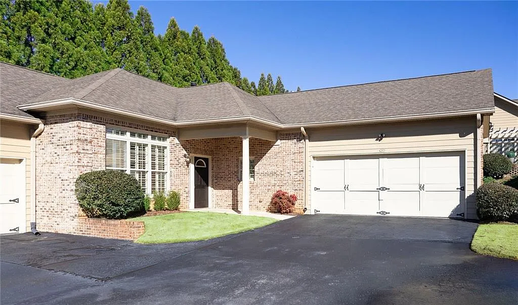 530 Mount Park Dr #10 photo 1