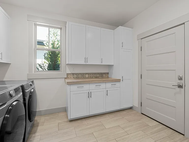 1496 NW Discovery Park Dr — Photo 65