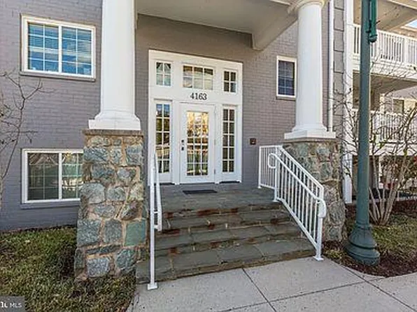 201-4163 S Four Mile Run Dr #201, Arlington, VA 22206