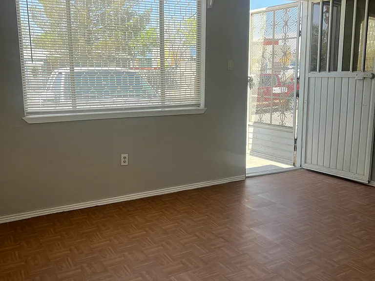1710 Banker Rd #B — Photo 3