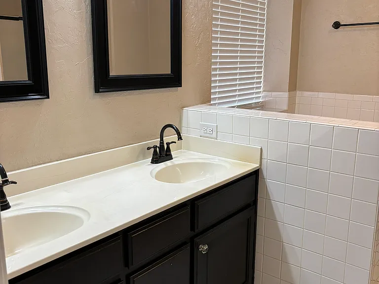 701 Goshawk Dr — Photo 14