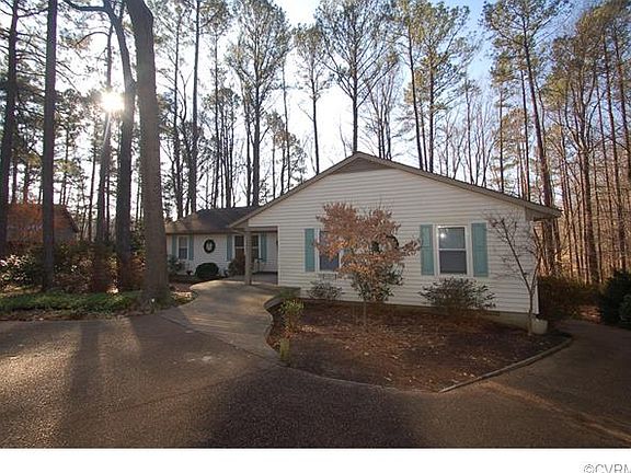 2nd image of 1802 Lakecrest Ct