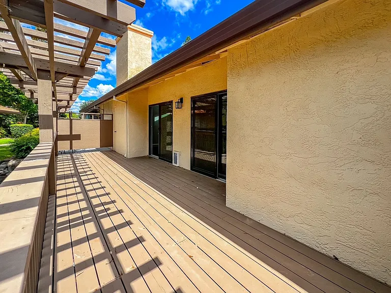 39 Fountain Grove Cir — Photo 28