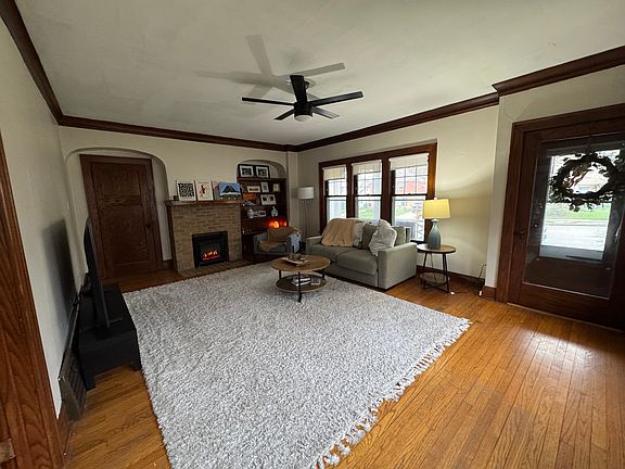 3rd image of 6426 Milwaukee Ave #6428