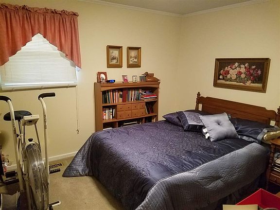 5th image of 118 Delta Pine Ave