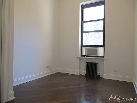 Rented by City Connections Realty | media 30