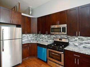 707 N Milwaukee Ave #3F, Chicago, IL 60642
