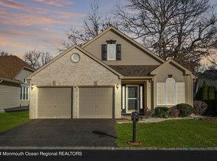 19 Tudor Ct, Jackson, NJ 08527
