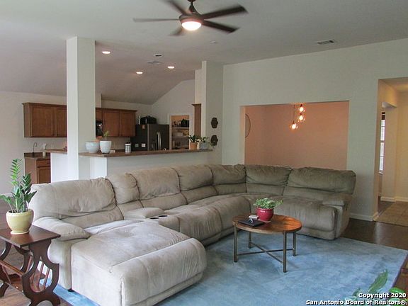 4th image of 10863 Wilson Oaks