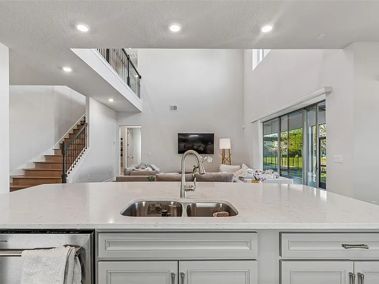9070 Woodland Forest Rd — Photo 28