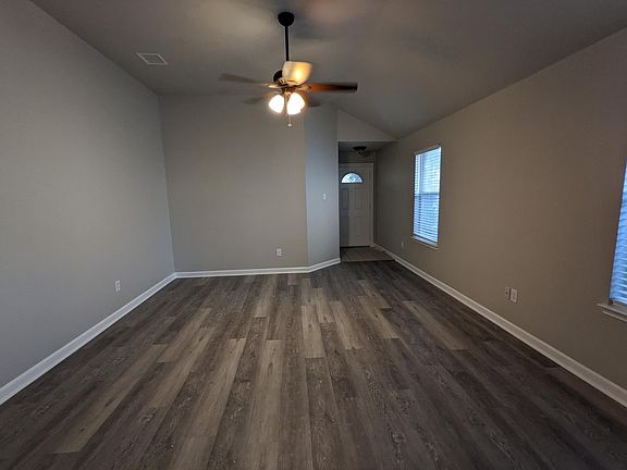 3rd image of 11920 Brown Fox Dr
