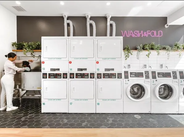 9 Homestead Place image 11 of 17