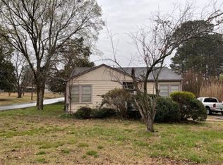 2180 E College St, Batesville, AR 72501