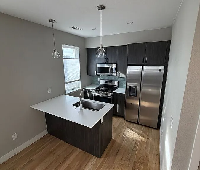 5151 W 10th Ave — Photo 4