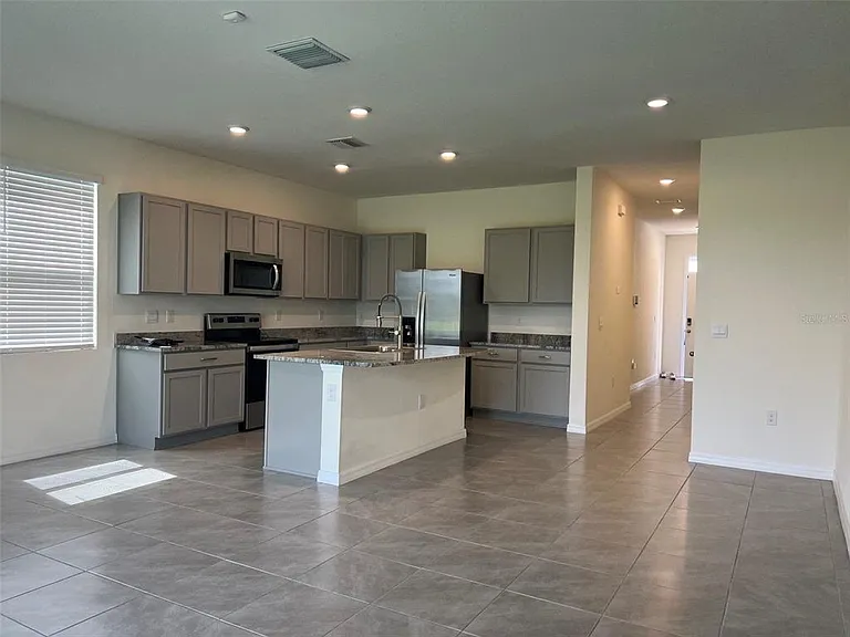 32978 Tulip Petal Ln — Photo 7