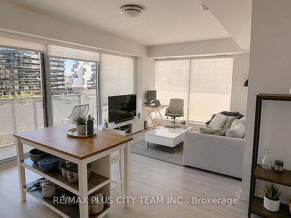 3rd image of 60 Tannery Rd #601