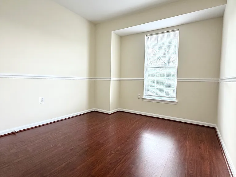 2543 Selkirk Ct — Photo 30
