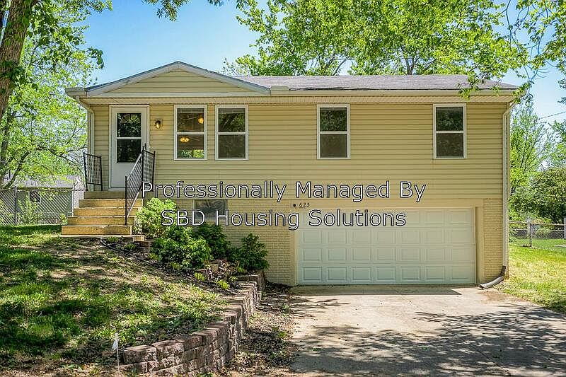 1st image of 625 N Powahatan Dr