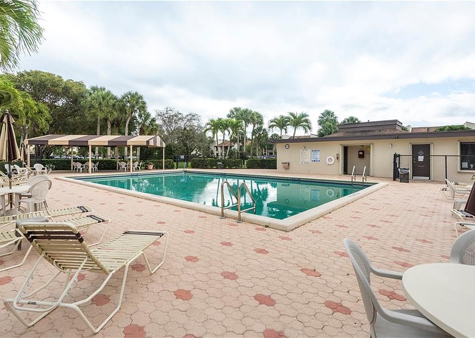 1st image of 9350 SW 23rd St APT 4403