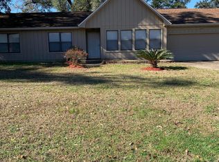 2221 Gloria Cir, Pensacola, FL 32514