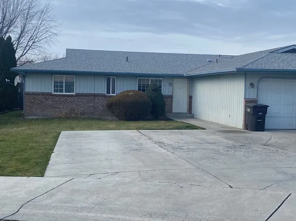 408 S 74th Ave, Yakima, WA 98908