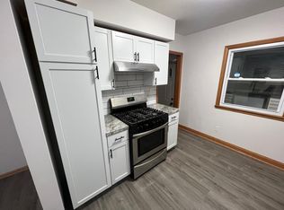 5139 Geneva Ave N, Oakdale, MN 55128