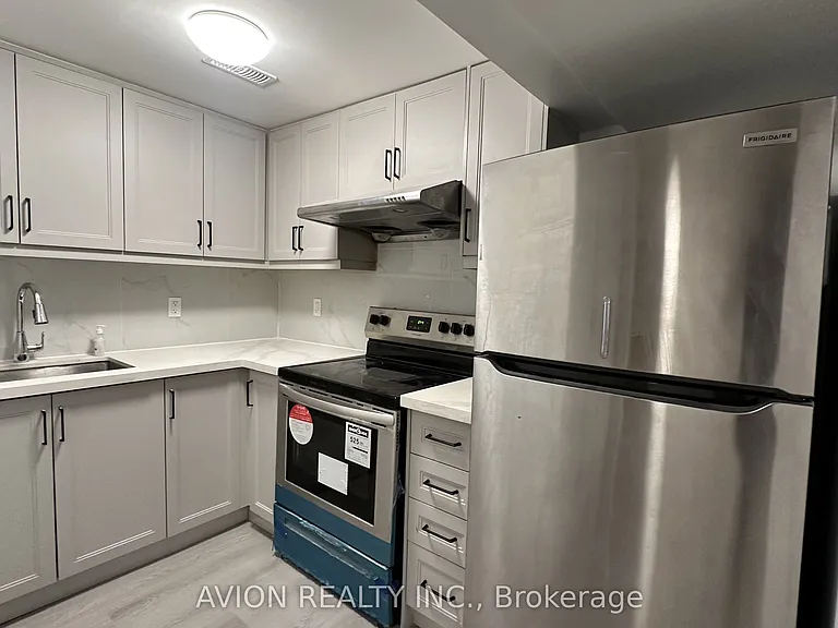 70 Barnes Dr #BASEMENT — Photo 8