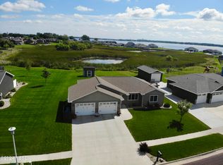 1720 SW 36th St, Watertown, SD 57201