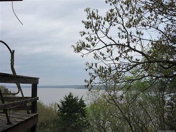 5th image of 2316 W Lakeshore Dr