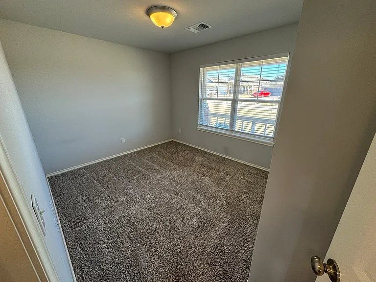 18637 Vivo Dr — Photo 9