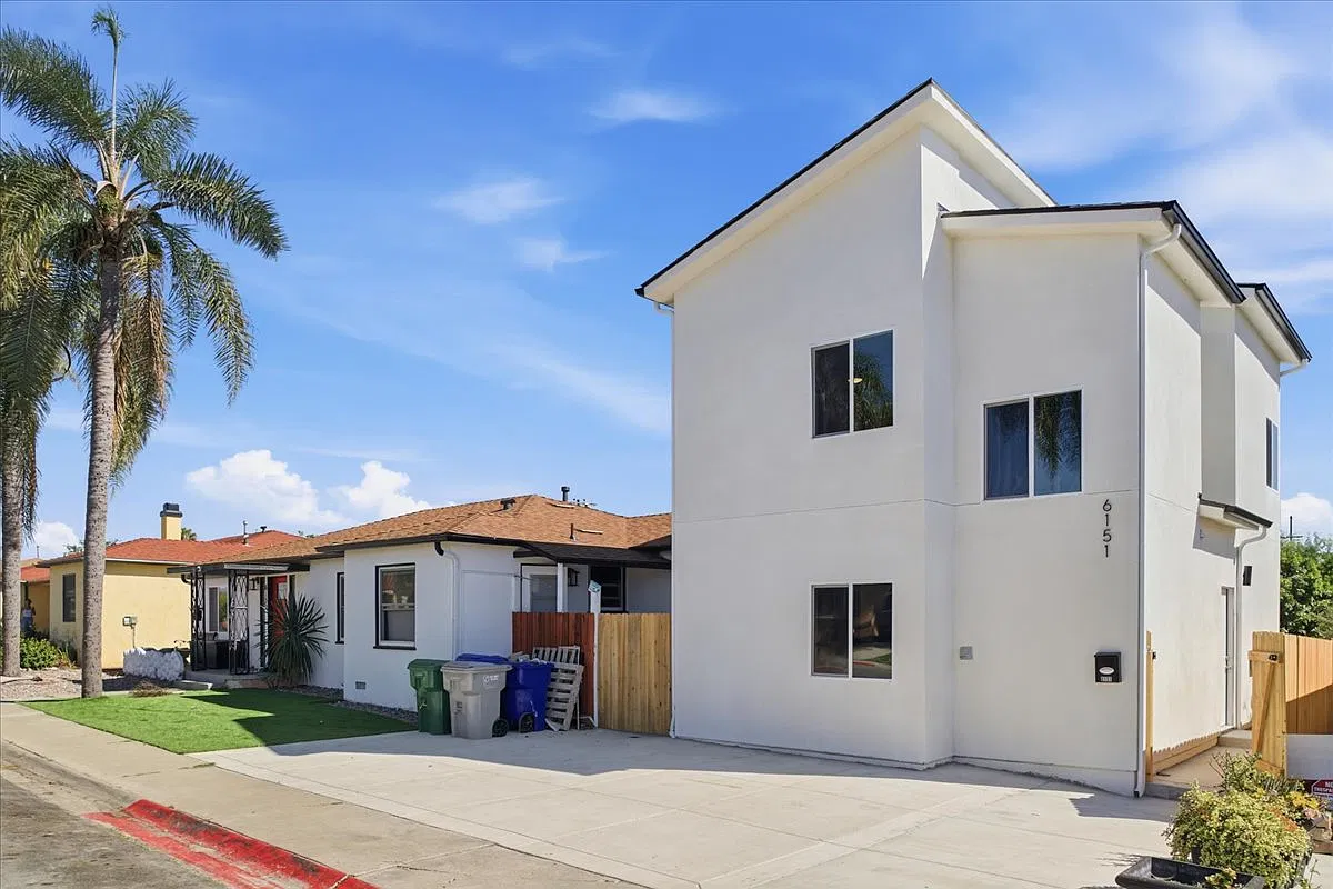 4 bed, 1423 sqft, $6,000 — Photo 1
