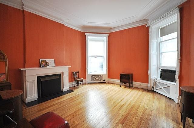 2nd image of 35 E 67th St Fl 3