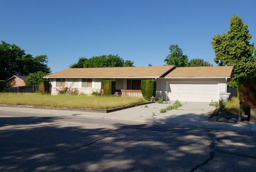 2nd image of 5503 S Crow Pl