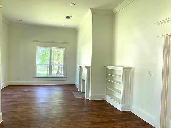 3rd image of 270 County Road 2060