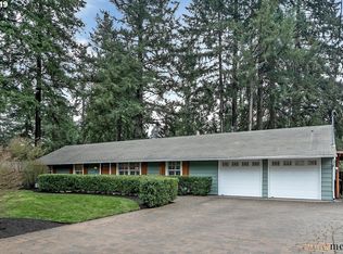 6238 SW Dawn St, Lake Oswego, OR 97035