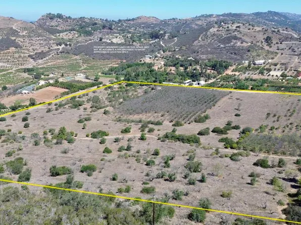 9927 Mordigan Ln, Fallbrook, CA 92028