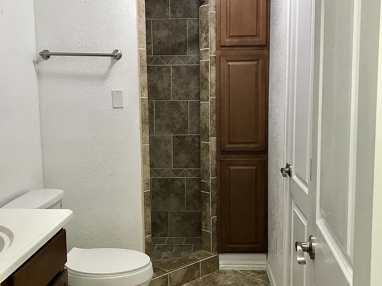 3202 Green Valley Dr — Photo 6