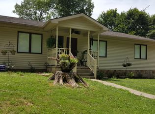 221 Hylan Dr, Eddyville, KY 42038
