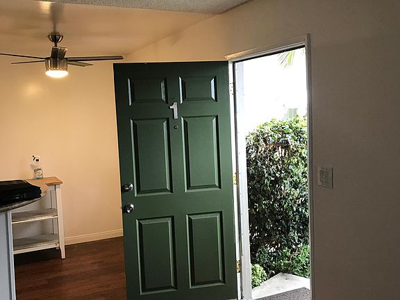 Entry and dining area.