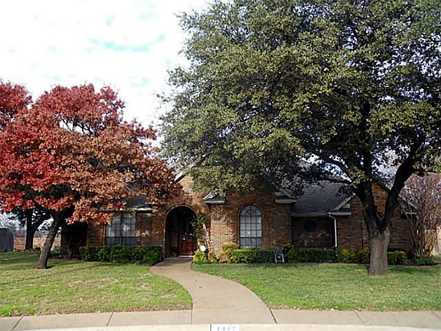 1st image of 1417 Heritage Hill Dr