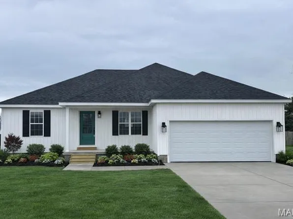 50 Byrd Dr, Sikeston, MO 63801