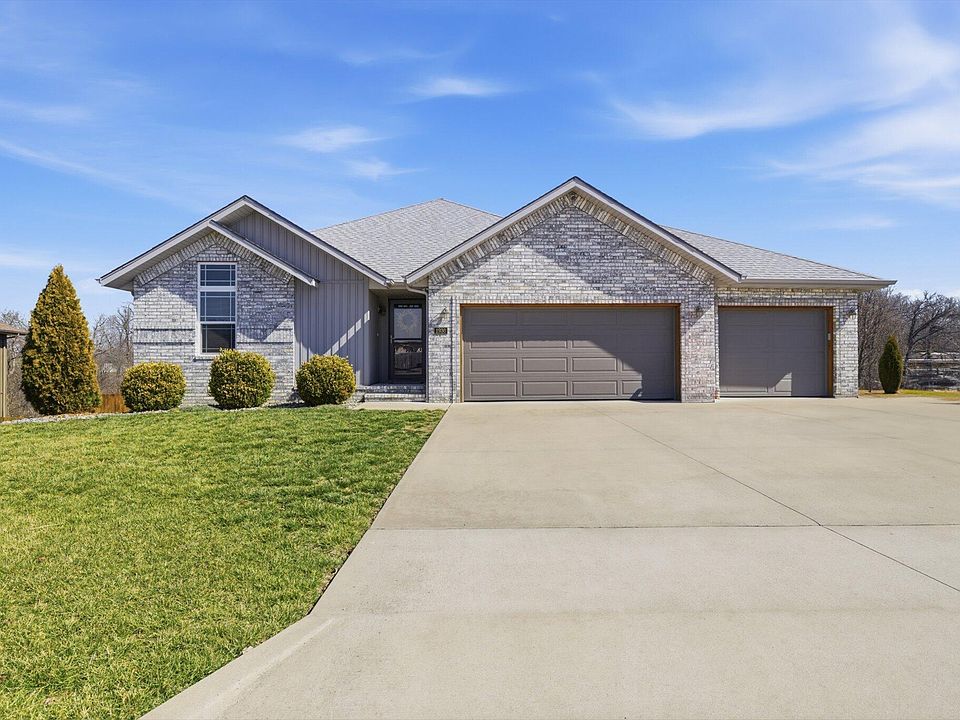 1st image of 1930 N Seabrook Drive