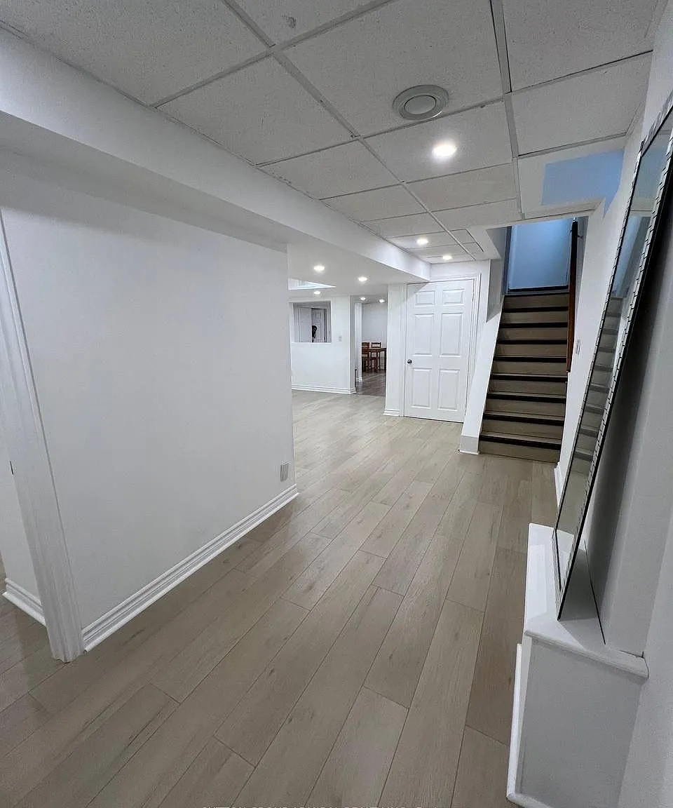 2 bed, $2,000 — Photo 4