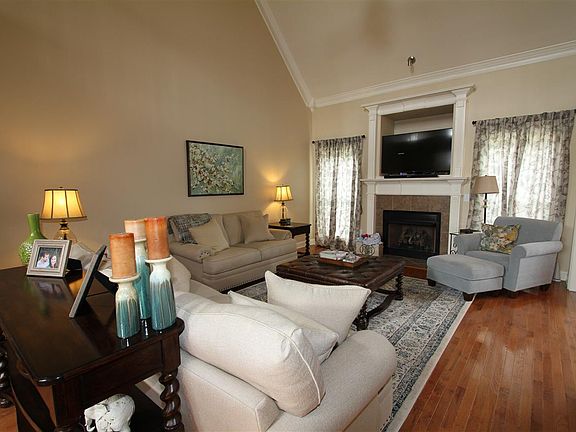 5th image of 114 Tindall Dr